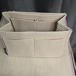 Chic Cream Tote Organizer